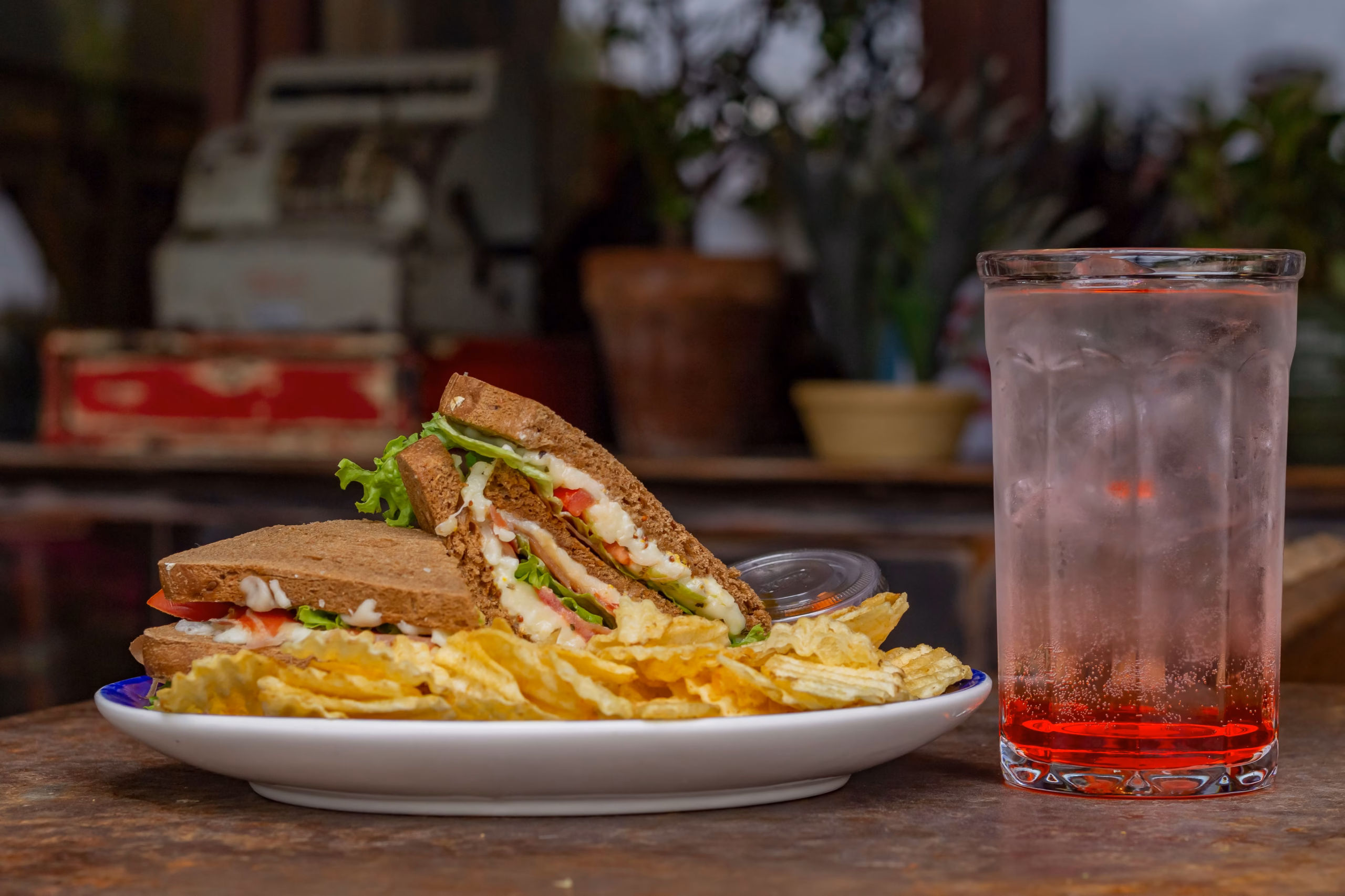 Savor Southern comfort food at The Loveless Café