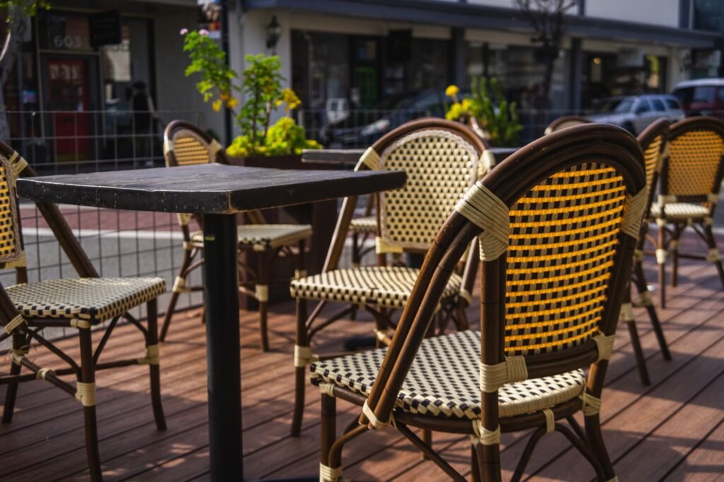 Outdoor patio dining at a popular Brentwood eatery, perfect for a relaxed meal