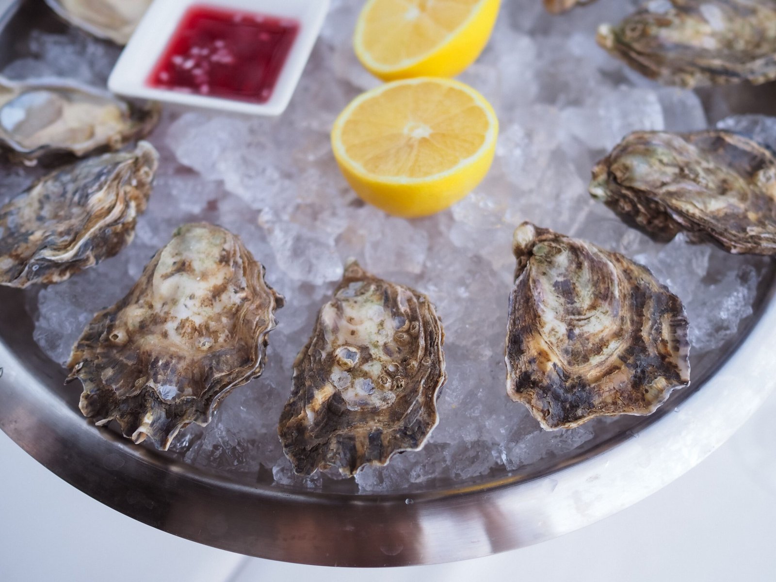 Try fresh seafood at Landry’s Seafood in Terminal E. Try fresh seafood at Landry’s Seafood in Terminal E.