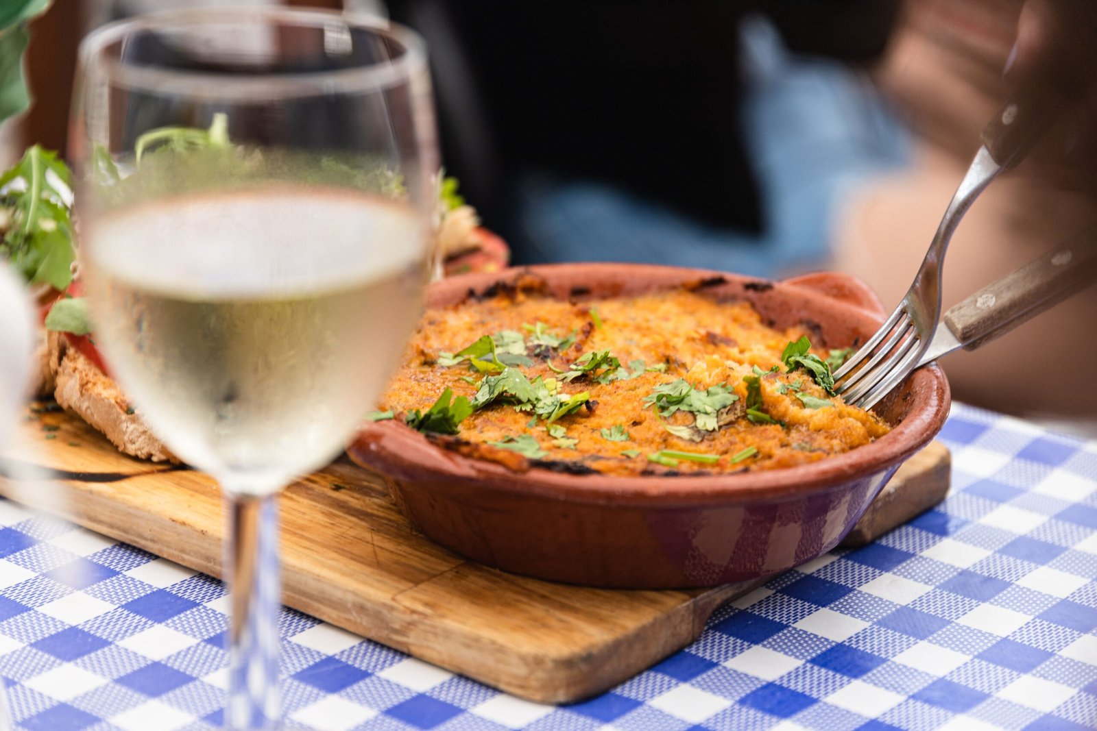 Discover authentic local flavors at Kapari Wine Restaurant in Agios Ioannis. Discover authentic local flavors at Kapari Wine Restaurant in Agios Ioannis.