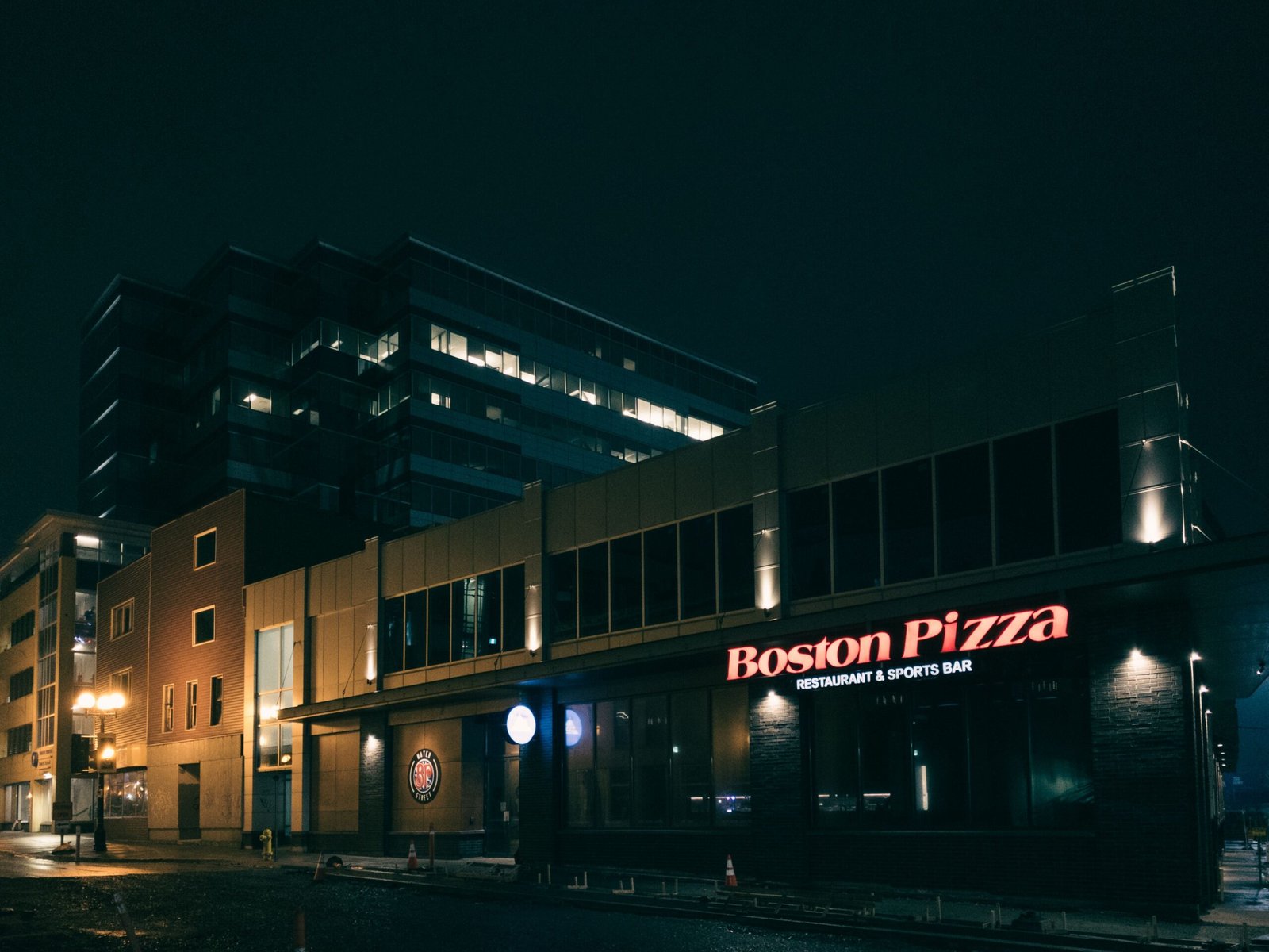 fun restaurants in boston