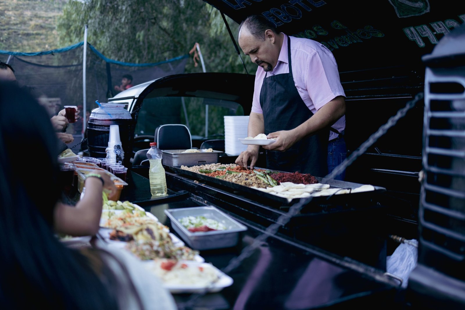Savor authentic tacos at Taquería El Califa in Mexico City.