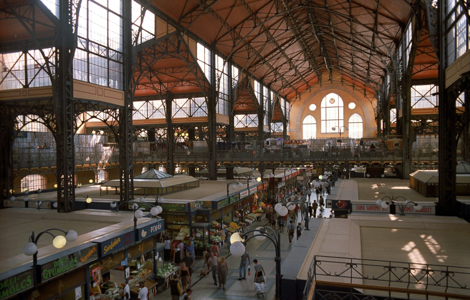 Experience the vibrant atmosphere of Mercato Centrale in Florence.