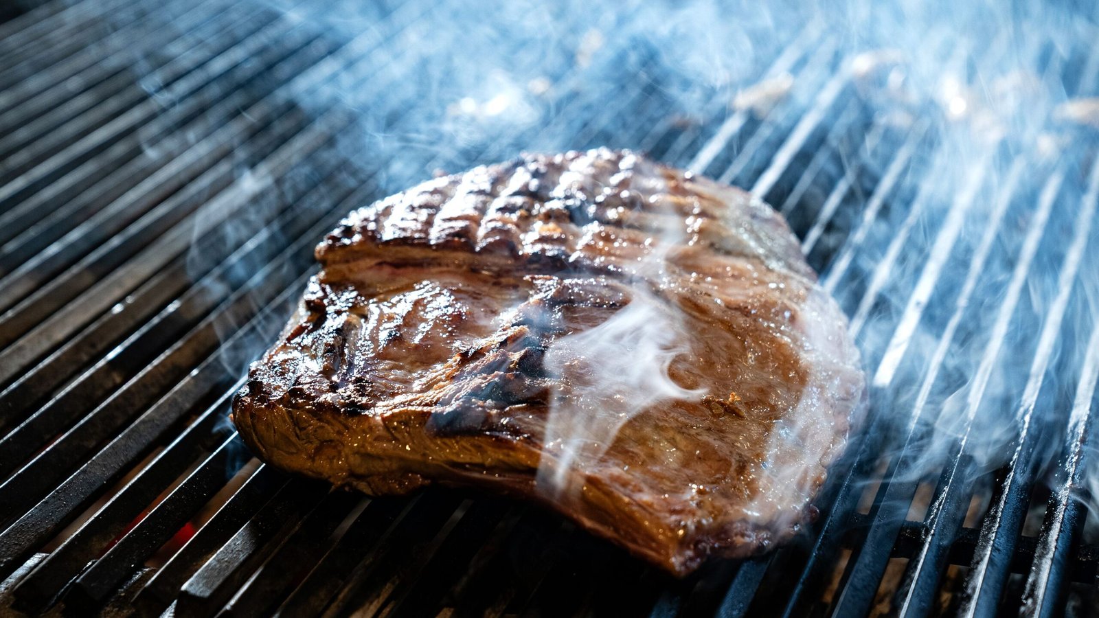 Enjoy mouthwatering BBQ at **Hicksville's** famed **Wild Bill's**.