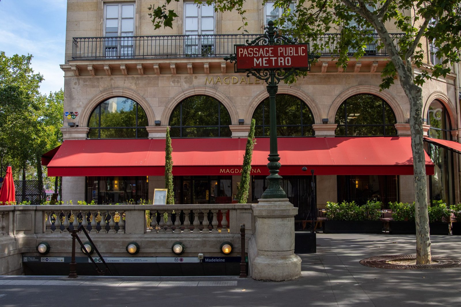 Visit LA Madeleine for a taste of French-inspired café fare.