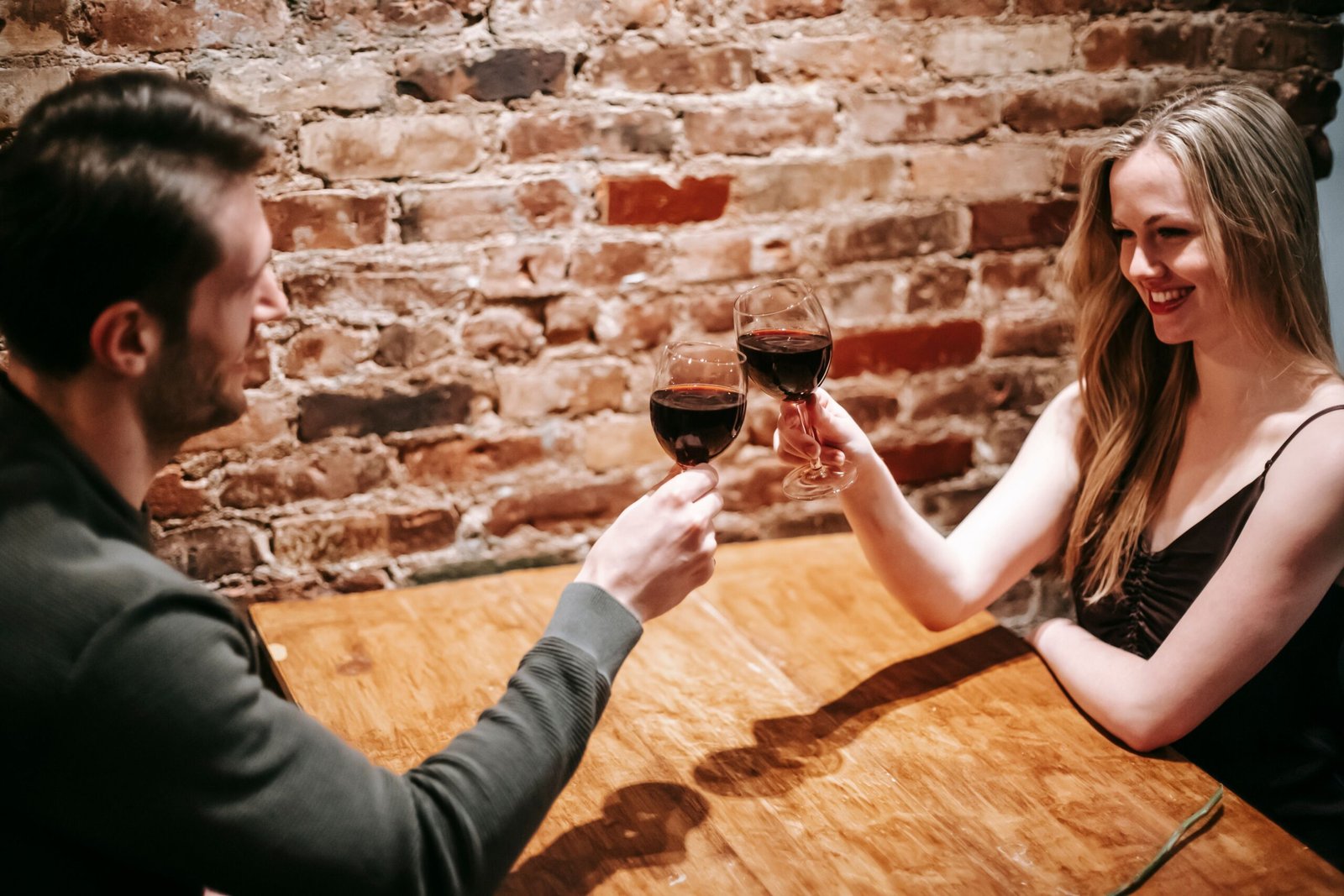 Sure! Here’s a list of 25 romantic restaurants in Dallas that couples can enjoy: Sure! Here’s a list of 25 romantic restaurants in Dallas that couples can enjoy: